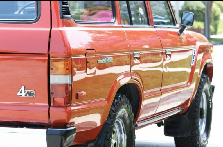 TOYOTA LAND CRUISER FJ60 BJ60 FJ62 REAR QUARTER PANEL 4WD EMBLEMS SET 3